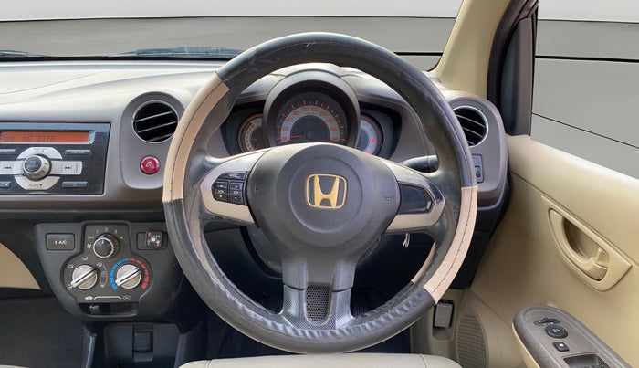 2013 Honda Brio S MT, CNG, Manual, 90,978 km, Steering Wheel Close Up