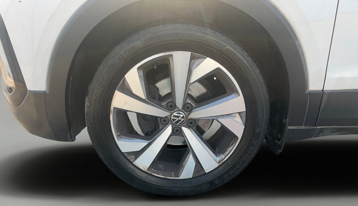 2022 Volkswagen TAIGUN TOPLINE 1.0 TSI AT, Petrol, Automatic, 88,974 km, Left Front Wheel