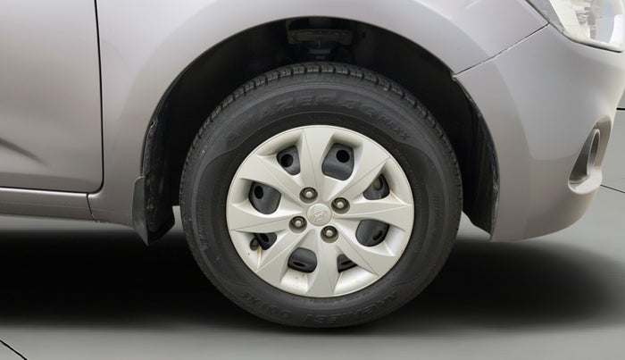 2015 Hyundai Elite i20 SPORTZ 1.2, Petrol, Manual, 55,040 km, Right Front Wheel