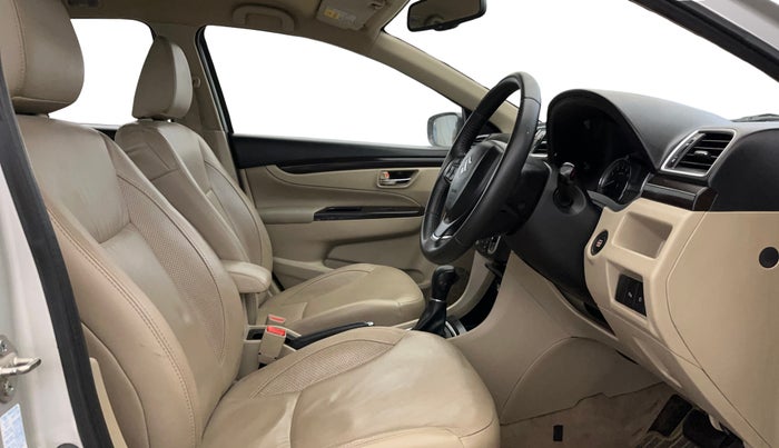 2018 Maruti Ciaz ALPHA  AT 1.4  PETROL, Petrol, Automatic, 62,609 km, Right Side Front Door Cabin