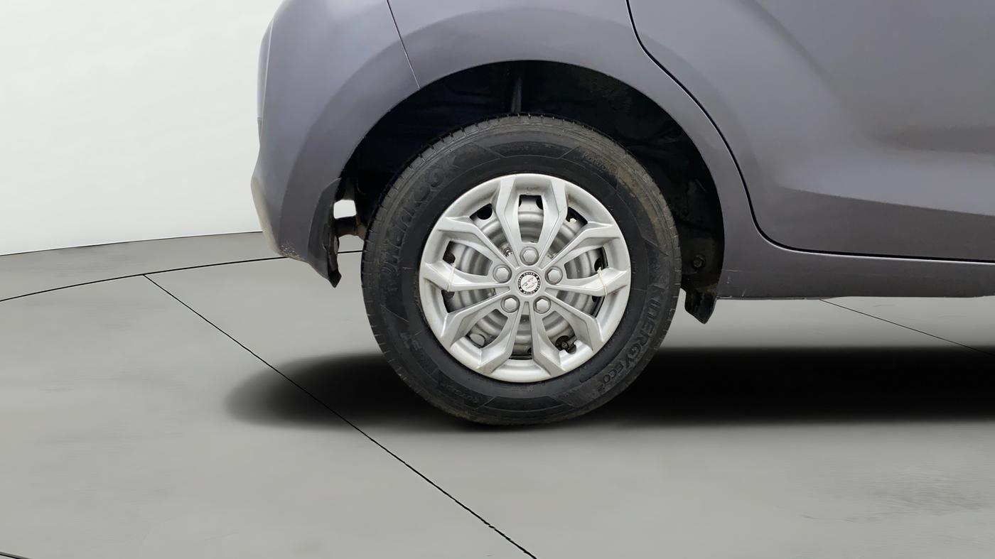 2018 Hyundai NEW SANTRO MAGNA CNG, CNG, Manual, 88,278 km, Right Rear Wheel