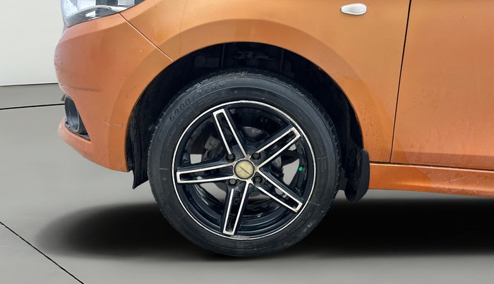 2016 Tata Tiago XM PETROL, Petrol, Manual, 68,461 km, Left Front Wheel