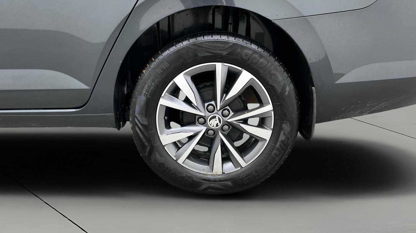 2023 Skoda SLAVIA STYLE 1.5L TSI DSG, Petrol, Automatic, 86,028 km, Left Rear Wheel