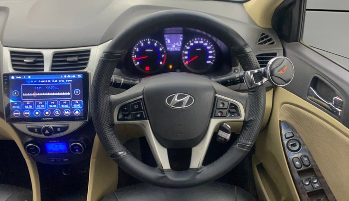 2014 Hyundai Verna FLUIDIC 1.6 VTVT SX, Petrol, Manual, 1,01,092 km, Steering Wheel Close Up
