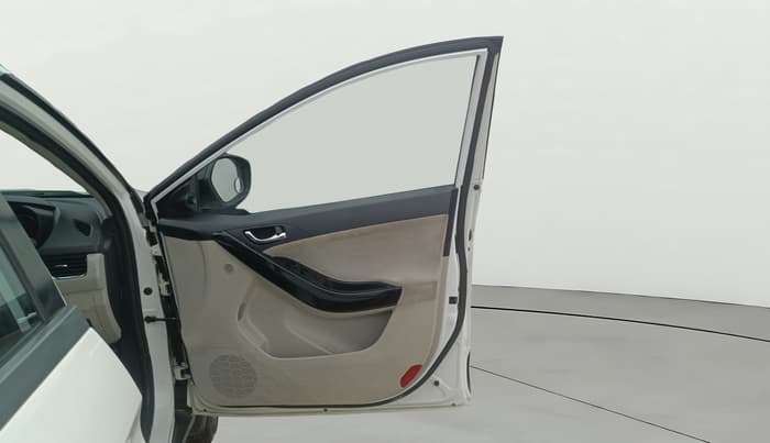 2021 Tata NEXON XZA PLUS SUNROOF PETROL, Petrol, Automatic, 41,214 km, RHS Front Door