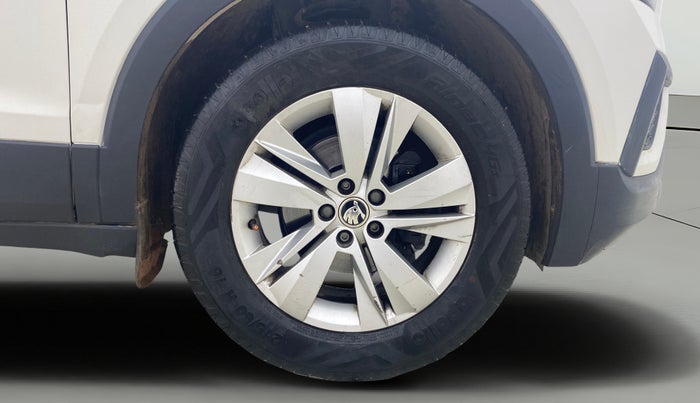 2021 Skoda KUSHAQ AMBITION 1.0L TSI MT, Petrol, Manual, 53,883 km, Right Front Wheel