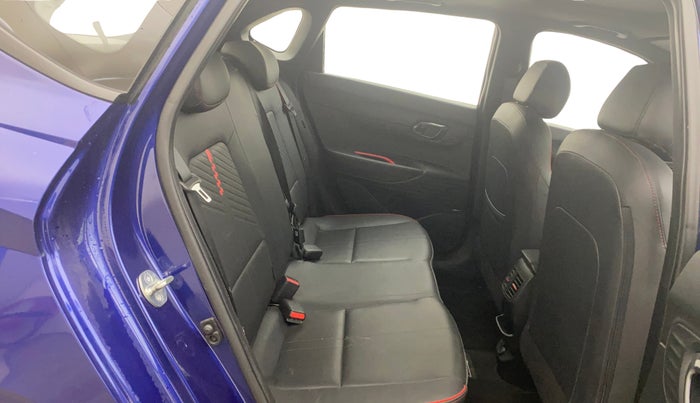 2023 Hyundai NEW I20 N LINE N8 1.0 TURBO MT, Petrol, Manual, 11,019 km, Right Side Rear Door Cabin