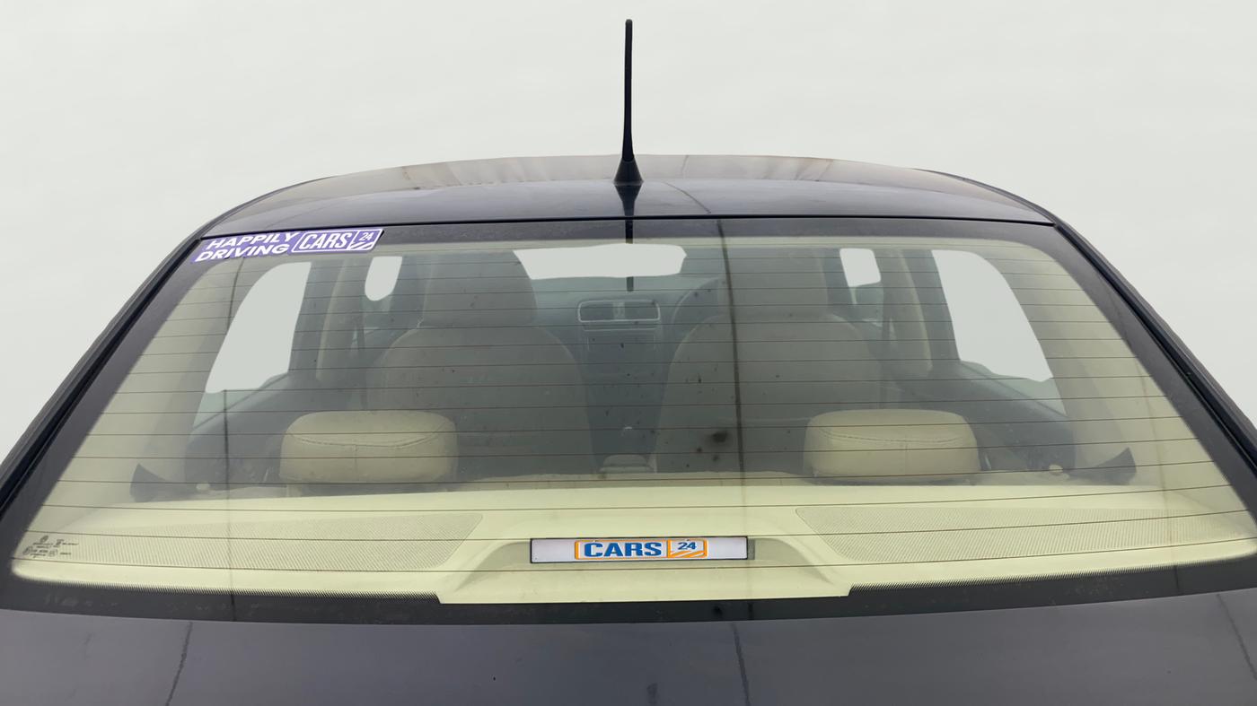 2018 Volkswagen Ameo HIGHLINE PLUS 1.0L 16 ALLOY, Petrol, Manual, 60,975 km, Rear Windshield