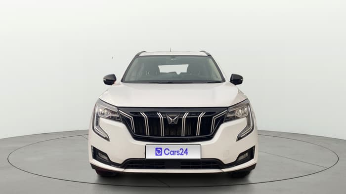 2022 Mahindra XUV700 AX 5 P MT 7 STR, Petrol, Manual, 42,374 km, Front
