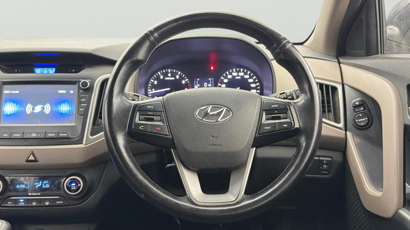 2016 Hyundai Creta SX PLUS 1.6 PETROL, Petrol, Manual, 93,443 km, Steering Wheel Close Up