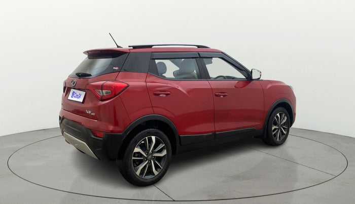 2021 Mahindra XUV300 W8 (O) 1.2 PETROL, Petrol, Manual, 42,423 km, Right Back Diagonal