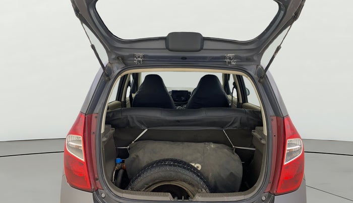 2013 Hyundai i10 MAGNA 1.2, CNG, Manual, 91,614 km, Boot Open Zoomed View