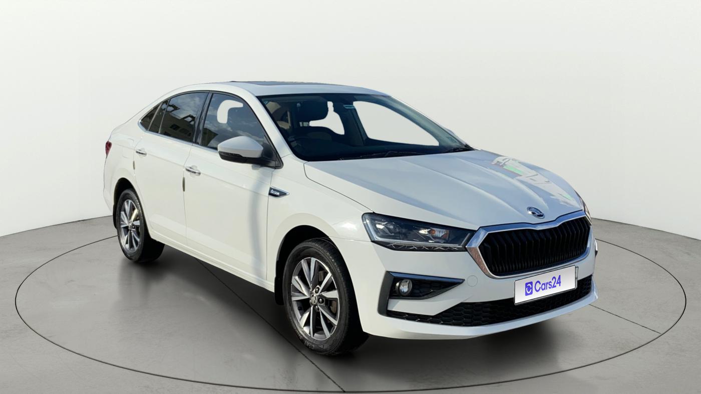 2023 Skoda SLAVIA STYLE 1.0L TSI AT, Petrol, Automatic, 40,673 km, SRP