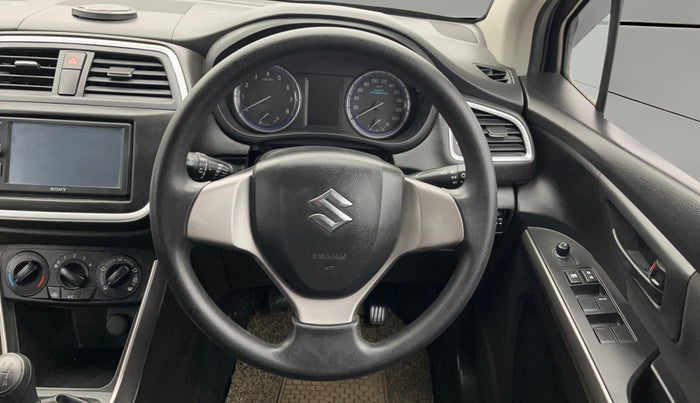 2022 Maruti S Cross SIGMA 1.5, Petrol, Manual, 42,260 km, Steering Wheel Close Up