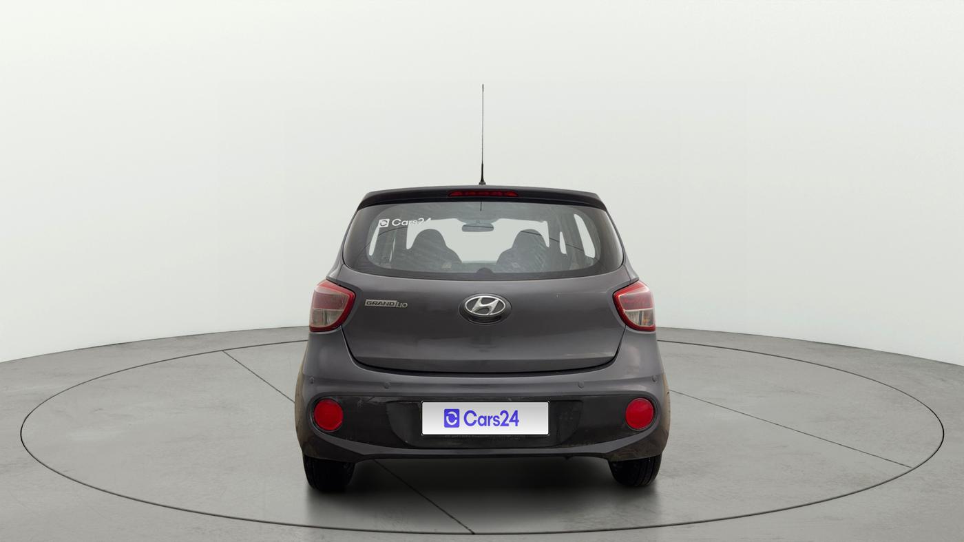 2018 Hyundai Grand i10 MAGNA AT 1.2 KAPPA VTVT, Petrol, Automatic, 47,108 km, Back/Rear