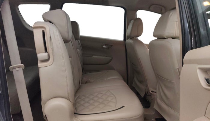 2013 Maruti Ertiga VXI, Petrol, Manual, 75,087 km, Right Side Rear Door Cabin