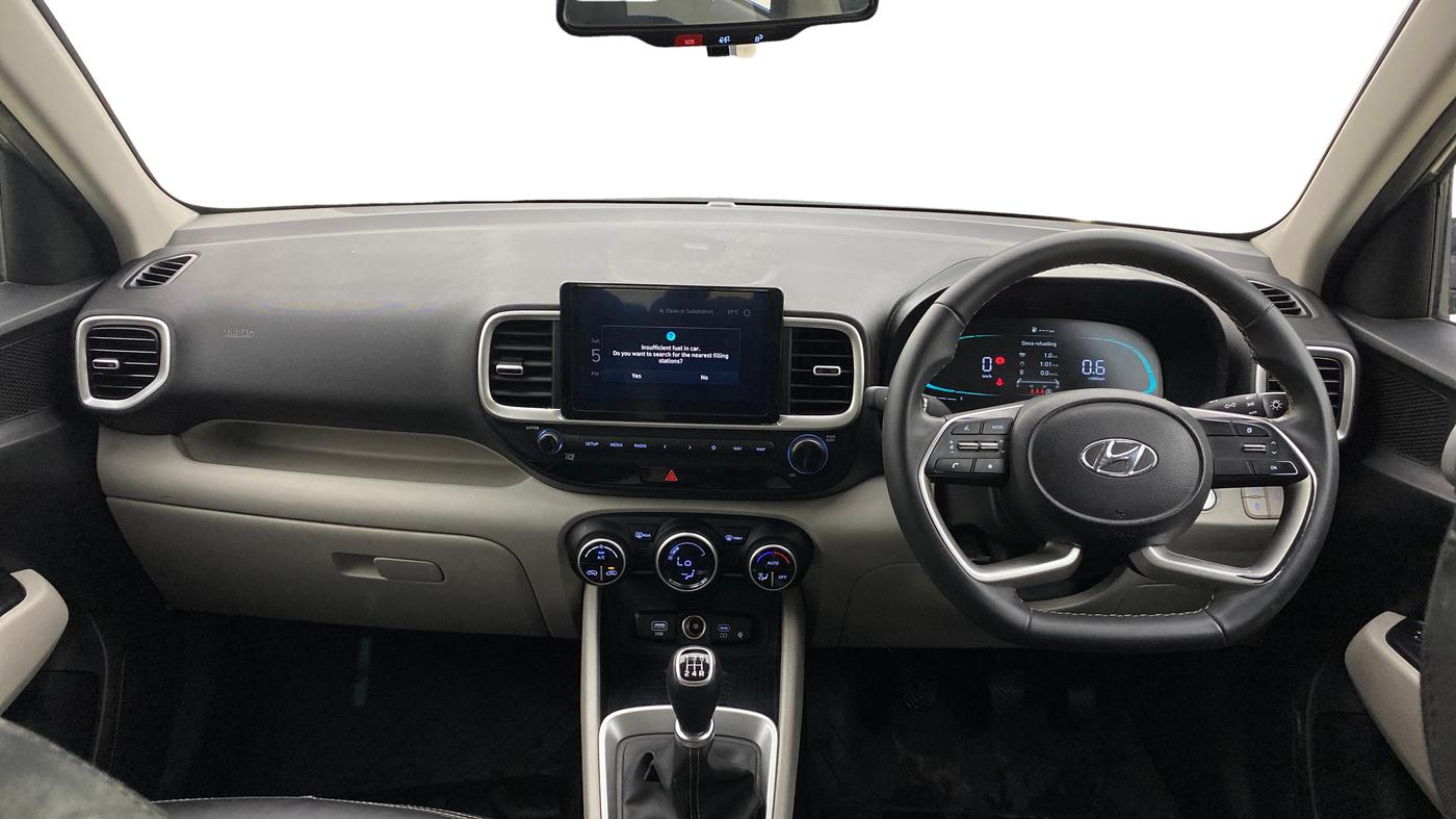 2024 Hyundai VENUE SX 1.2 PETROL, Petrol, Manual, 38,375 km, Dashboard