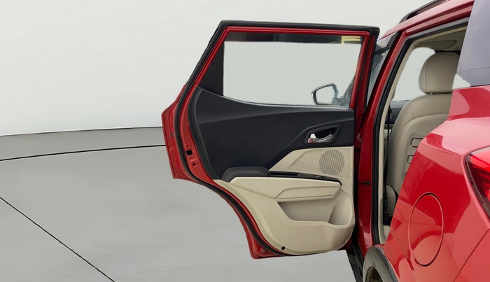 2019 Mahindra XUV300 W8 (O) 1.2 PETROL, Petrol, Manual, 47,794 km, LHS Rear Door