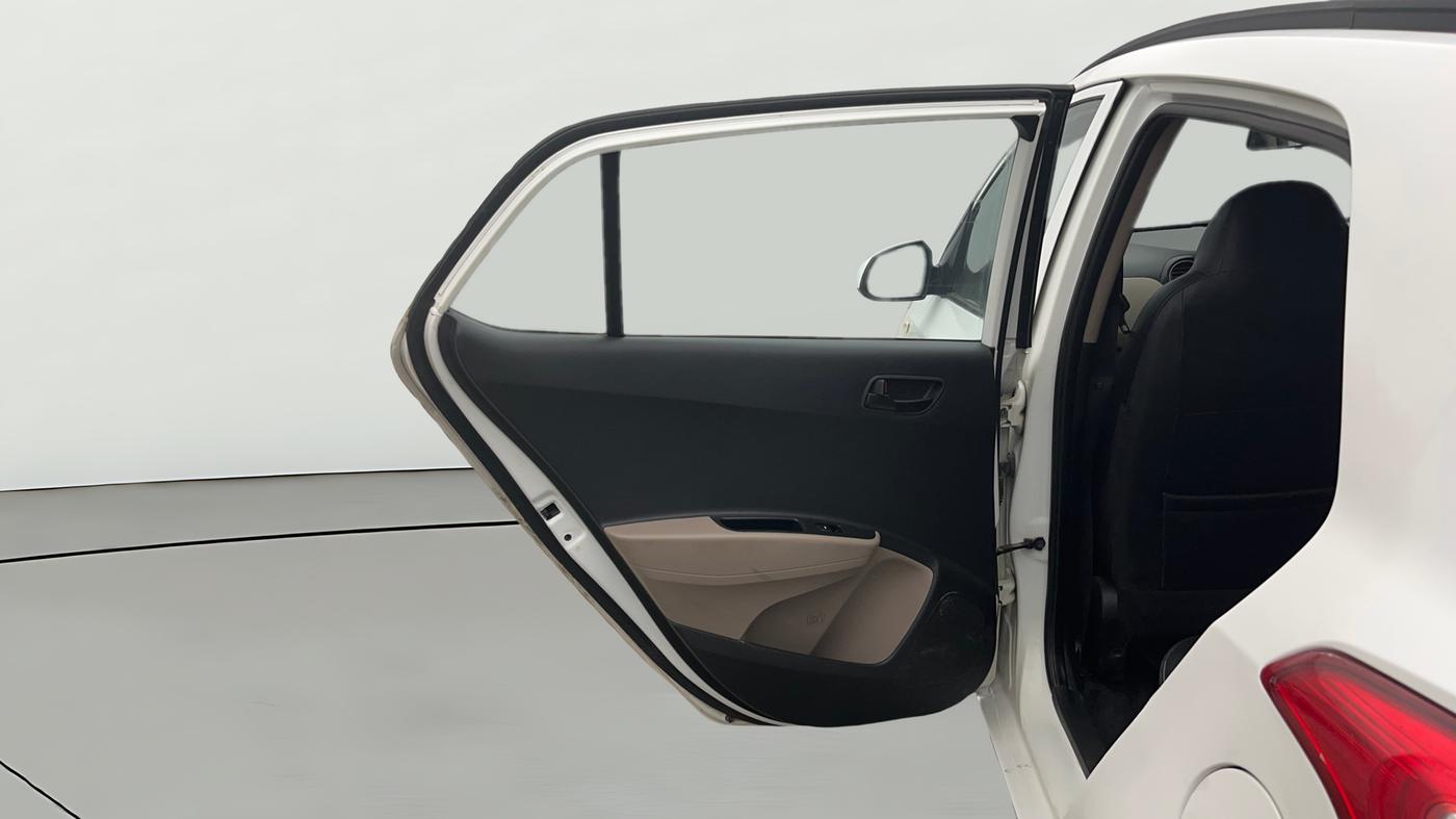 2019 Hyundai Grand i10 MAGNA 1.2 KAPPA VTVT, CNG, Manual, 42,151 km, LHS Rear Door