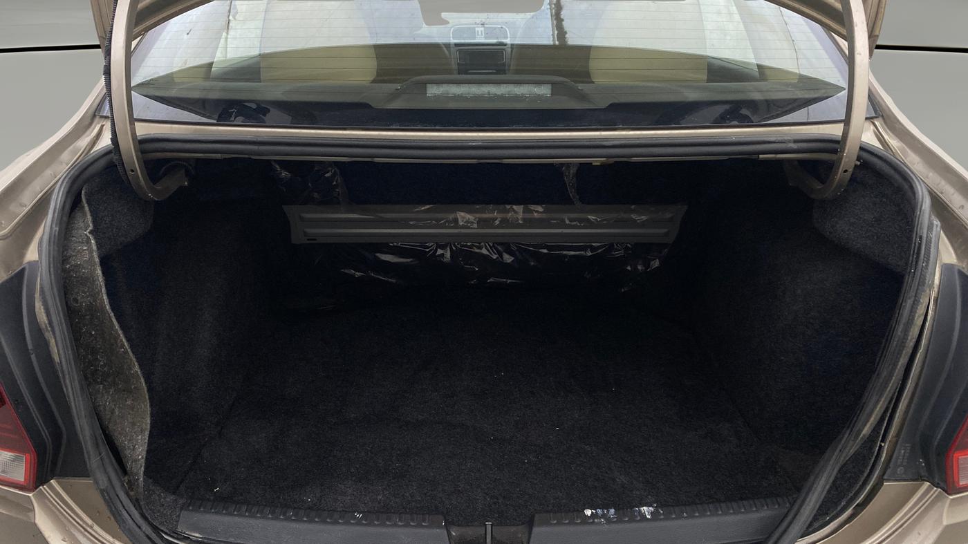 2016 Volkswagen Vento HIGHLINE PETROL AT, Petrol, Automatic, 49,229 km, Boot Open Zoomed View