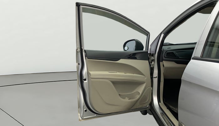 2019 Mahindra MARAZZO M2 7STR, Diesel, Manual, 1,49,602 km, LHS Front Door