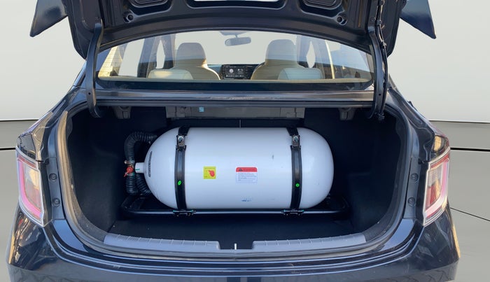 2024 Hyundai AURA SX 1.2 CNG, CNG, Manual, 16,272 km, Boot Open Zoomed View