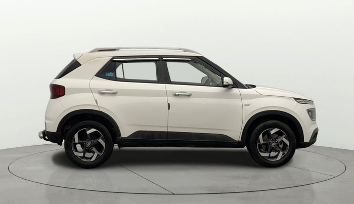 2019 Hyundai VENUE SX PLUS 1.0 TURBO DCT, Petrol, Automatic, 29,975 km, Right Side View