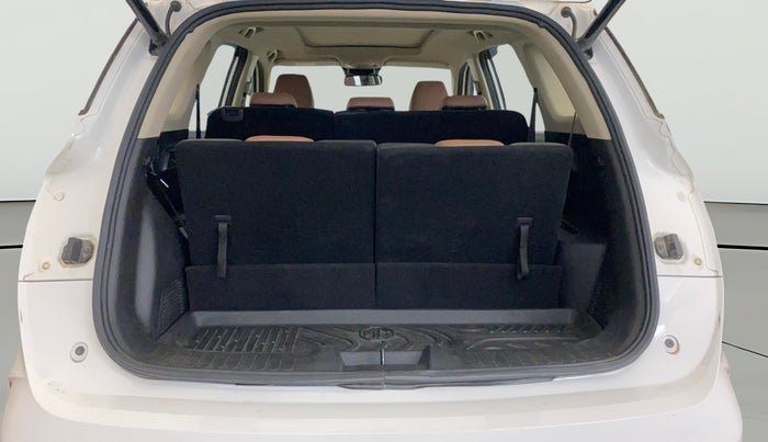 2023 MG HECTOR PLUS SAVVY PRO 1.5 TURBO CVT 7 STR, Petrol, Automatic, 59,794 km, Boot Open Zoomed View