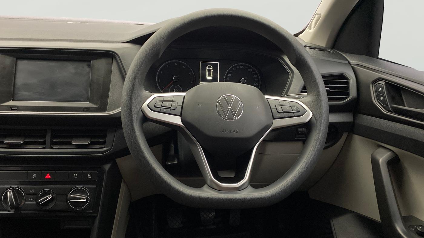 2024 Volkswagen TAIGUN COMFORTLINE 1.0 TSI MT, Petrol, Manual, 26,845 km, Steering Wheel Close Up