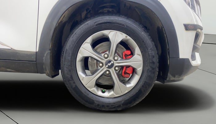 2021 KIA SELTOS HTK PLUS AT 1.5 DIESEL, Diesel, Automatic, 63,013 km, Right Front Wheel