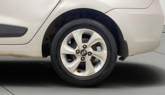 2017 Hyundai Xcent SX 1.2, Petrol, Manual, 89,335 km, Left Rear Wheel