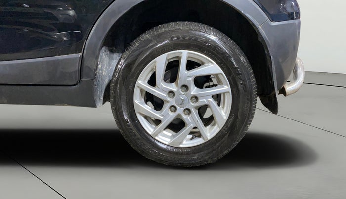 2024 Mahindra XUV300 W8 1.2 PETROL, Petrol, Manual, 1,084 km, Left Rear Wheel