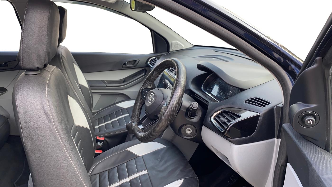 2021 Tata Tiago XT (O) PETROL, Petrol, Manual, 20,725 km, Right Side Front Door Cabin