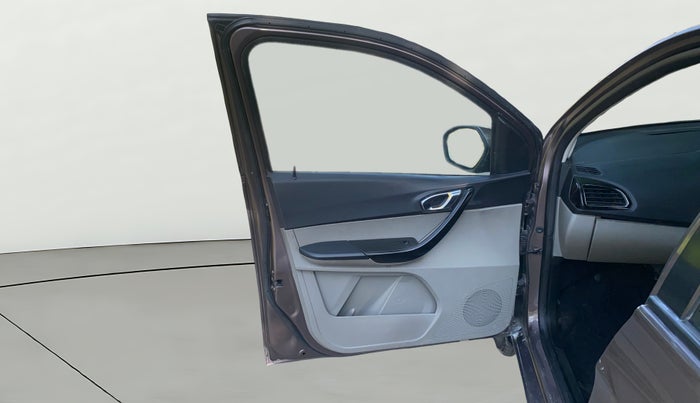 2019 Tata Tiago XZ PETROL, Petrol, Manual, 65,915 km, LHS Front Door
