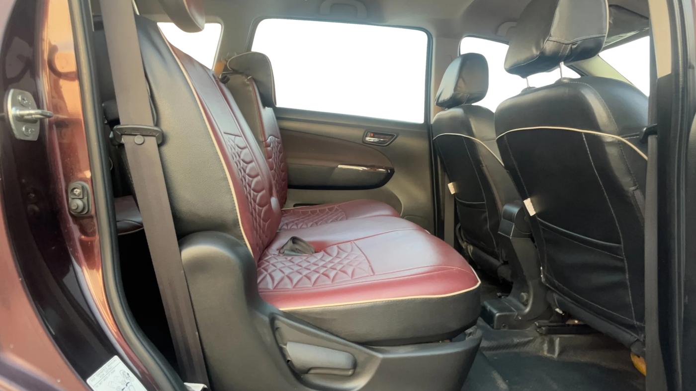 2017 Maruti Ertiga VDI SHVS, Diesel, Manual, 1,37,464 km, Right Side Rear Door Cabin