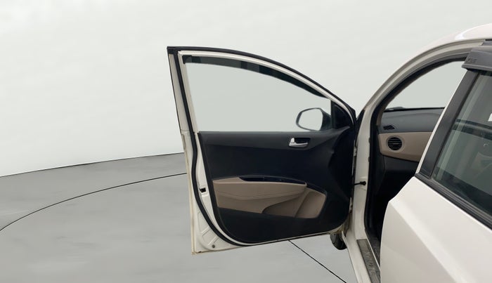 2016 Hyundai Xcent S 1.2, Petrol, Manual, 64,637 km, LHS Front Door