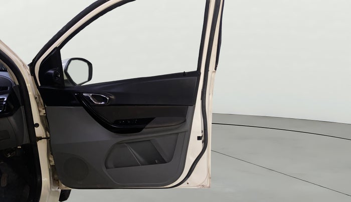 2018 Tata TIGOR XZ (O) DIESEL, Diesel, Manual, 98,439 km, RHS Front Door