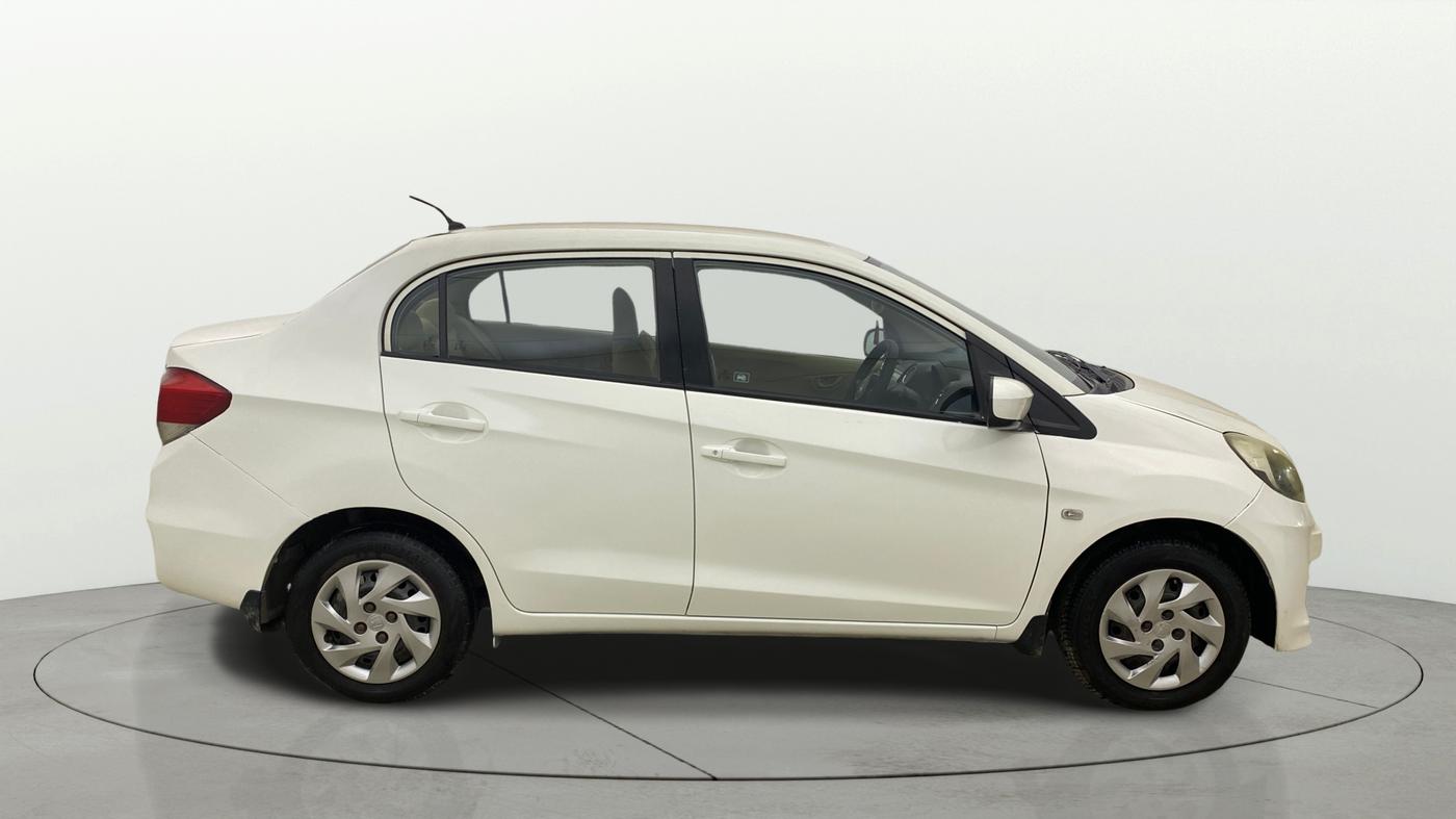 2013 Honda Amaze 1.5L I-DTEC S, Diesel, Manual, 80,191 km, Right Side View