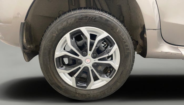 2018 Nissan Terrano XL (P), Petrol, Manual, 56,755 km, Right Rear Wheel
