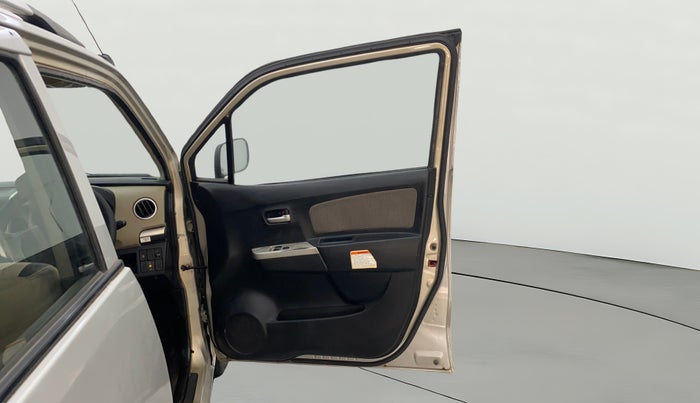 2015 Maruti Wagon R 1.0 LXI CNG, CNG, Manual, 95,668 km, RHS Front Door