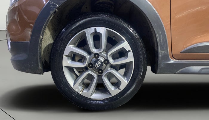 2018 Hyundai i20 Active 1.2 S, Petrol, Manual, 40,587 km, Left Front Wheel