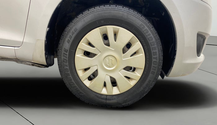 2013 Maruti Swift VDI, Diesel, Manual, 97,813 km, Right Front Wheel