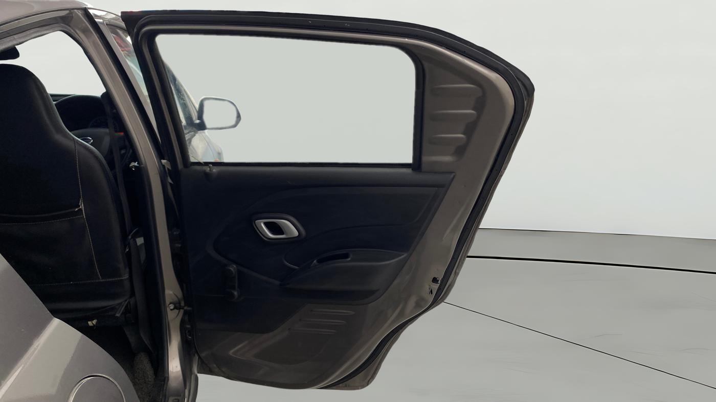 2018 Datsun Redi Go S, Petrol, Manual, 66,254 km, RHS Rear Door