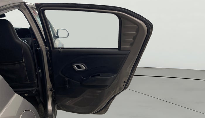 2018 Datsun Redi Go S, Petrol, Manual, 66,254 km, RHS Rear Door