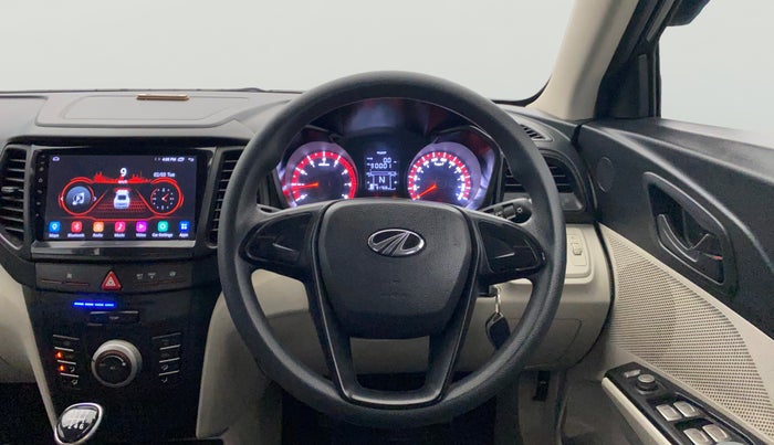 2022 Mahindra XUV300 W4 1.2 PETROL, Petrol, Manual, 91,761 km, Steering Wheel Close Up