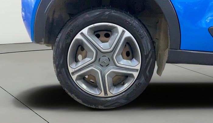 2018 Tata NEXON XM PETROL, Petrol, Manual, 42,617 km, Right Rear Wheel