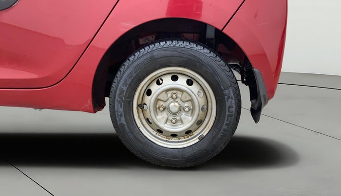 2016 Hyundai Eon ERA +, Petrol, Manual, 21,460 km, Left Rear Wheel