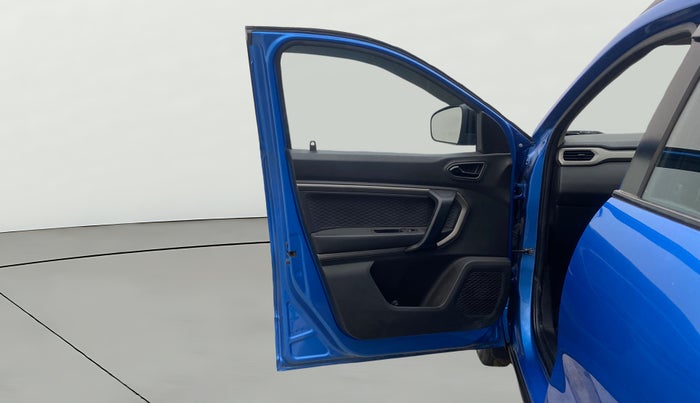 2021 Renault Kiger RXZ AMT, Petrol, Automatic, 42,389 km, LHS Front Door