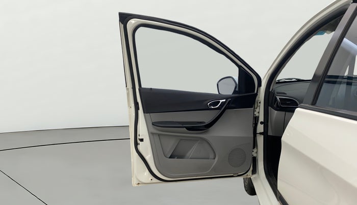 2020 Tata Tiago XZ PETROL, Petrol, Manual, 13,405 km, LHS Front Door