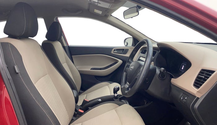 2017 Hyundai Elite i20 ASTA 1.2 (O), Petrol, Manual, 43,271 km, Right Side Front Door Cabin
